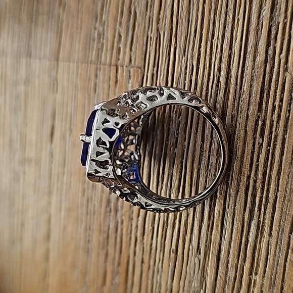 Princess cut blue simulated zircon ring - Picture 4 of 4